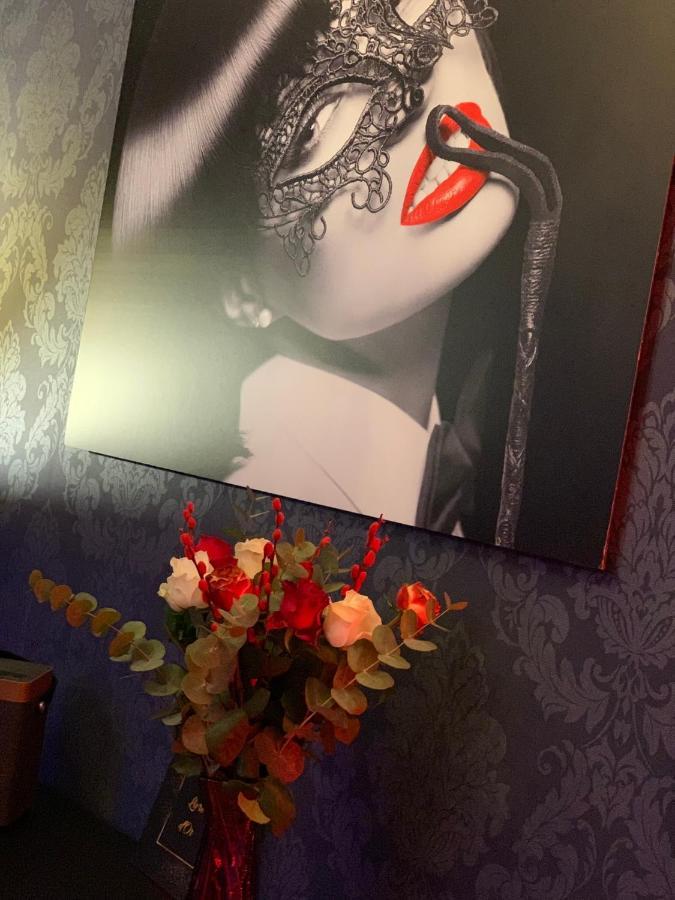 Love Room Avec Jacuzzi Prive Bonnetable エクステリア 写真